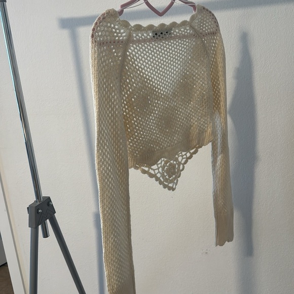 Crotchet crop top small size - Picture 5 of 7